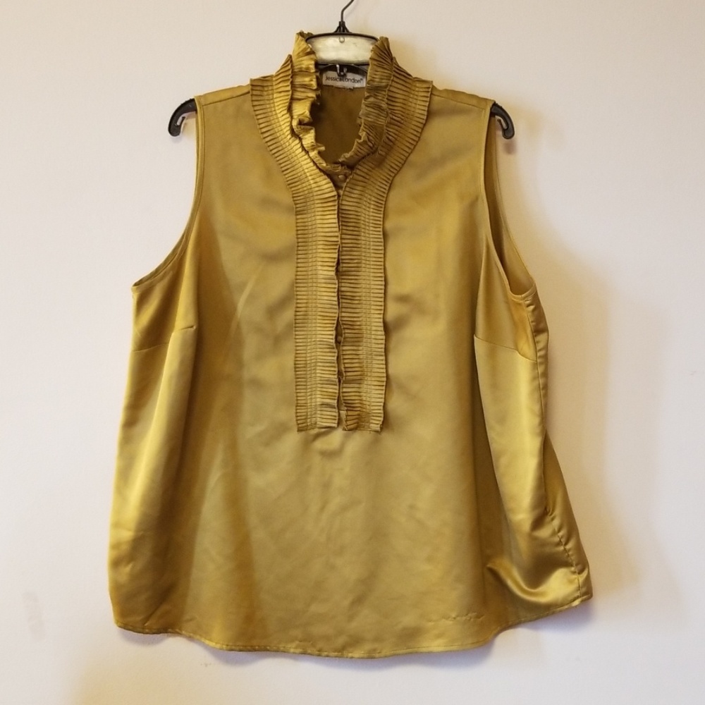 Sleeveless blouse
